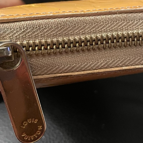 Louis Vuitton Tan Wallet - Picture 5 of 6